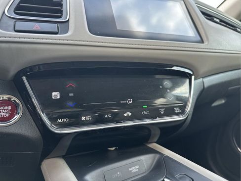 Used 2016 Honda HR-V EX image 30