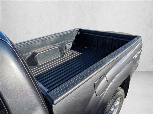 Used 2014 Toyota Tacoma 4x4 Access Cab V6 image 21