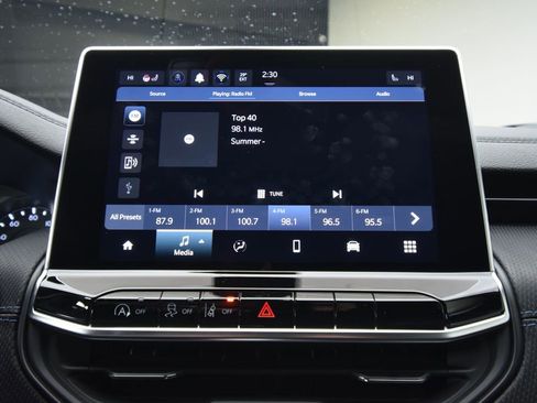 New 2026 Jeep Compass Latitude image 20