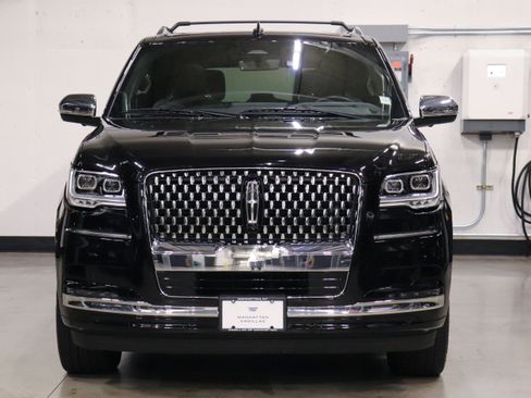 Used 2024 Lincoln Navigator L Black Label image 8