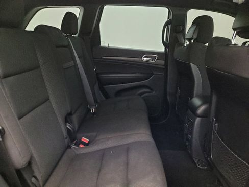 Used 2022 Jeep Grand Cherokee Laredo E w/ Security & Convenience Group AWD/4WD image 19
