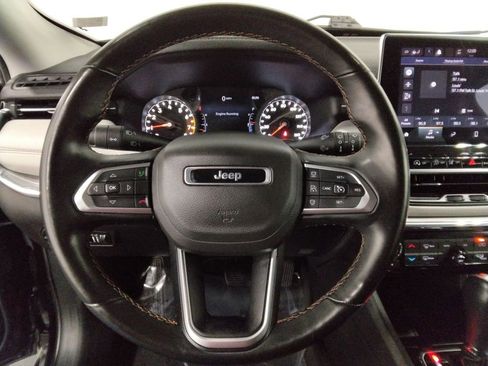 Used 2022 Jeep Compass Limited image 14
