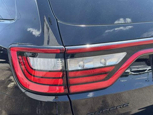 Certified 2025 Dodge Durango GT w/ Blacktop Package AWD/4WD image 11