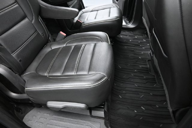 Used 2021 GMC Acadia Denali w/ Denali Technology Package AWD/4WD image 21