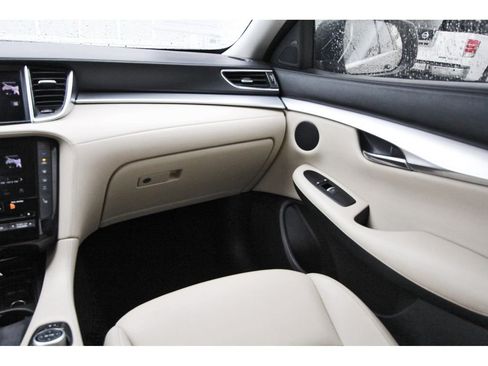Used 2020 INFINITI QX50 Luxe w/ Cargo Package AWD/4WD image 10