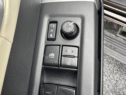 Used 2023 Toyota Tundra 1794 Edition image 16