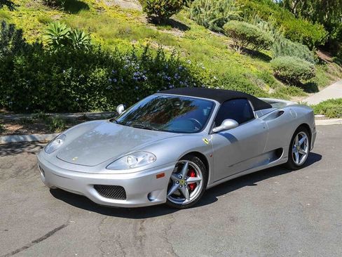 Used 2004 Ferrari 360 Spider RWD image 4