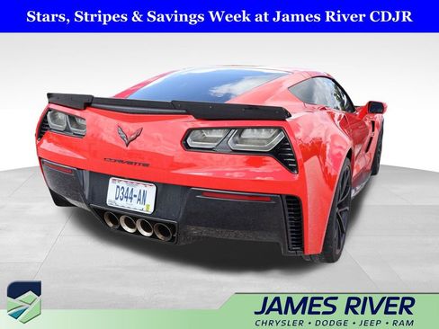 Used 2017 Chevrolet Corvette Grand Sport w/ Carbon Flash Badge Package RWD image 11