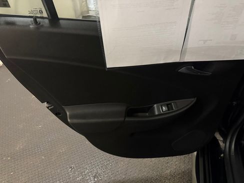 Used 2017 Chevrolet Volt LT image 24