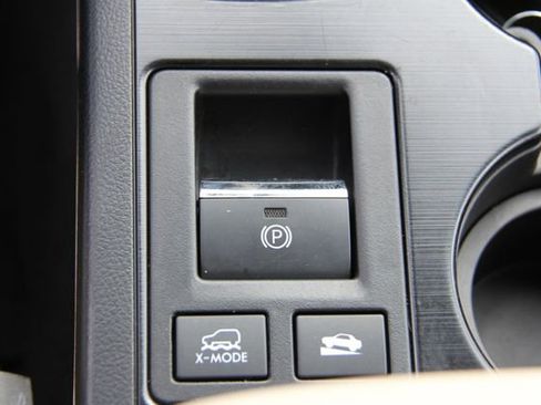 Used 2016 Subaru Outback 3.6R Limited image 27