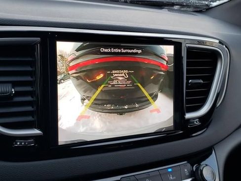 New 2026 Chrysler Voyager LX image 11