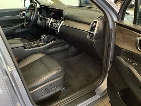 Certified 2023 Kia Sorento X-Line EX AWD/4WD image 15