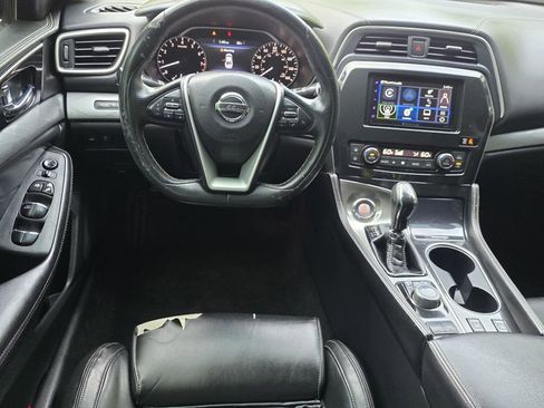 Used 2018 Nissan Maxima 3.5 SV FWD image 10