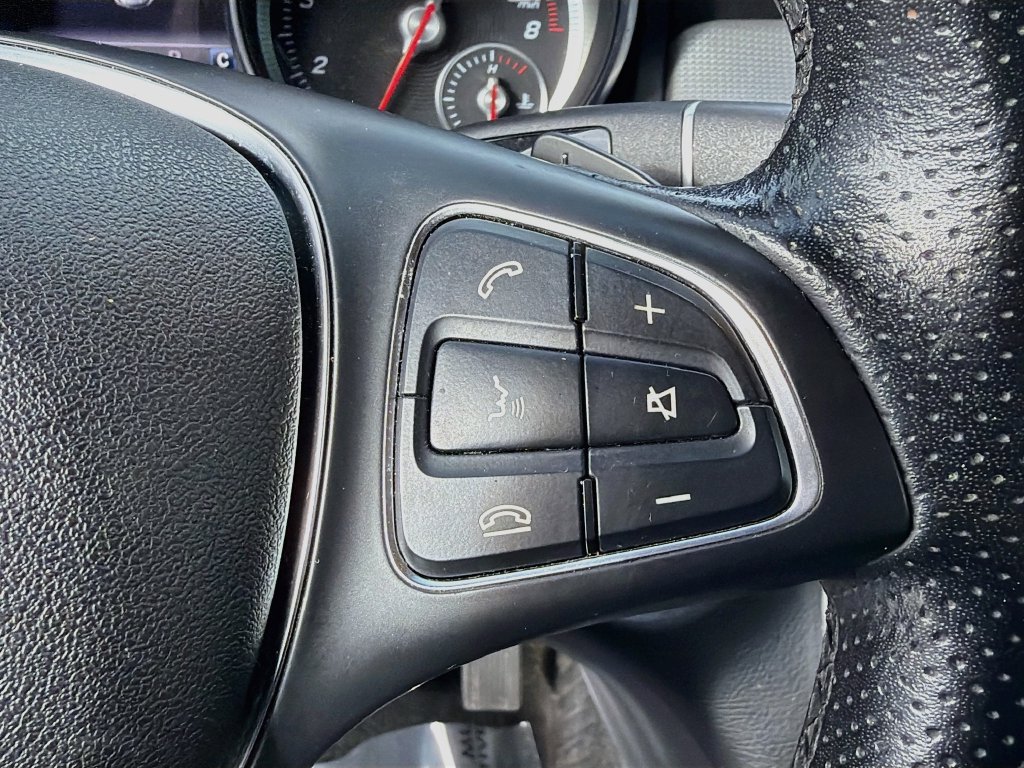 Used 2020 Mercedes-Benz GLA 250 4MATIC image 13