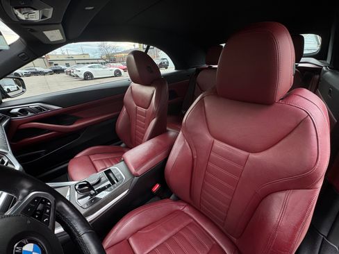 Used 2022 BMW M440i Convertible w/ Premium Package image 19