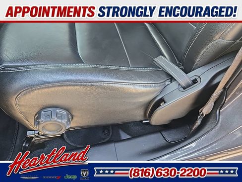 Used 2018 Jeep Wrangler Unlimited Sahara AWD/4WD image 36