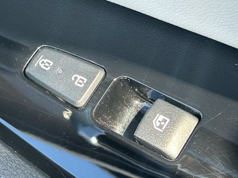 Used 2023 Kia Sportage EX AWD/4WD image 37