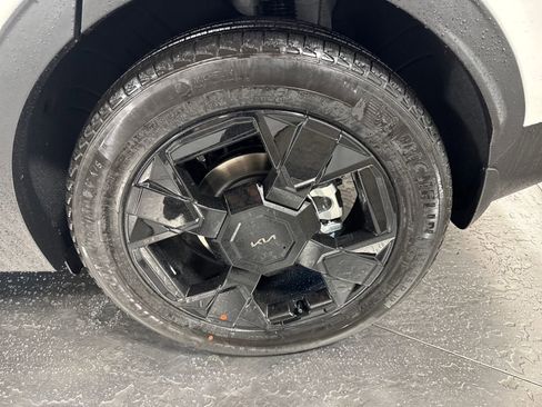 New 2026 Kia Sportage X-Line image 9