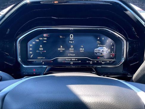 Used 2024 GMC Sierra 1500 Elevation AWD/4WD image 13