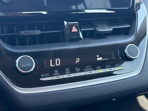 Used 2023 Toyota Corolla LE FWD image 20
