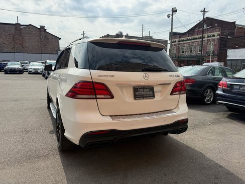Used 2016 Mercedes-Benz GLE 63 AMG S image 4