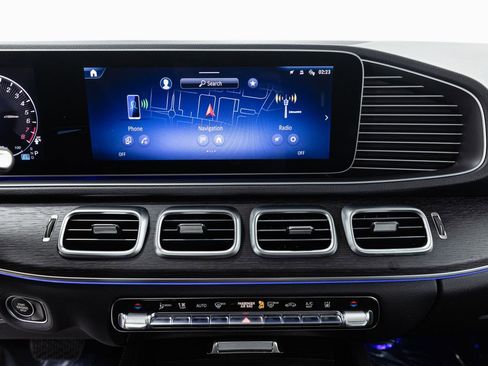 Used 2025 Mercedes-Benz GLE 450e 4MATIC w/ AMG Line Exterior image 16