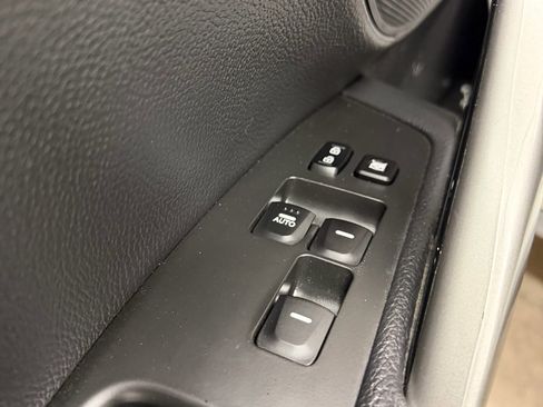 Used 2016 Hyundai Veloster Turbo w/ Option Group 04 image 14