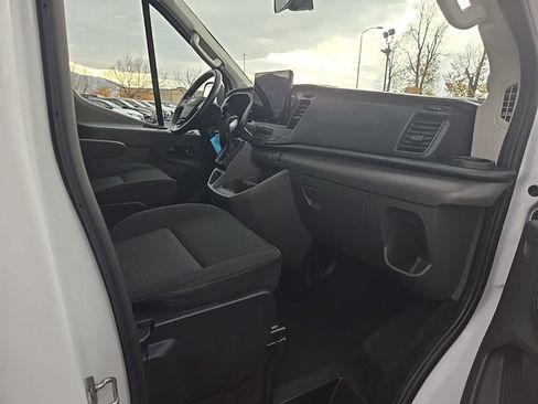 Used 2022 Ford Transit 350 XLT image 28