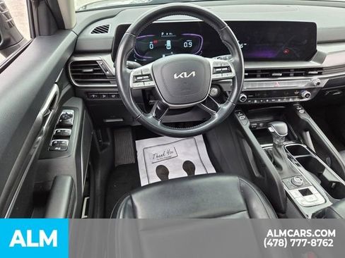 Used 2025 Kia Telluride S AWD/4WD image 5