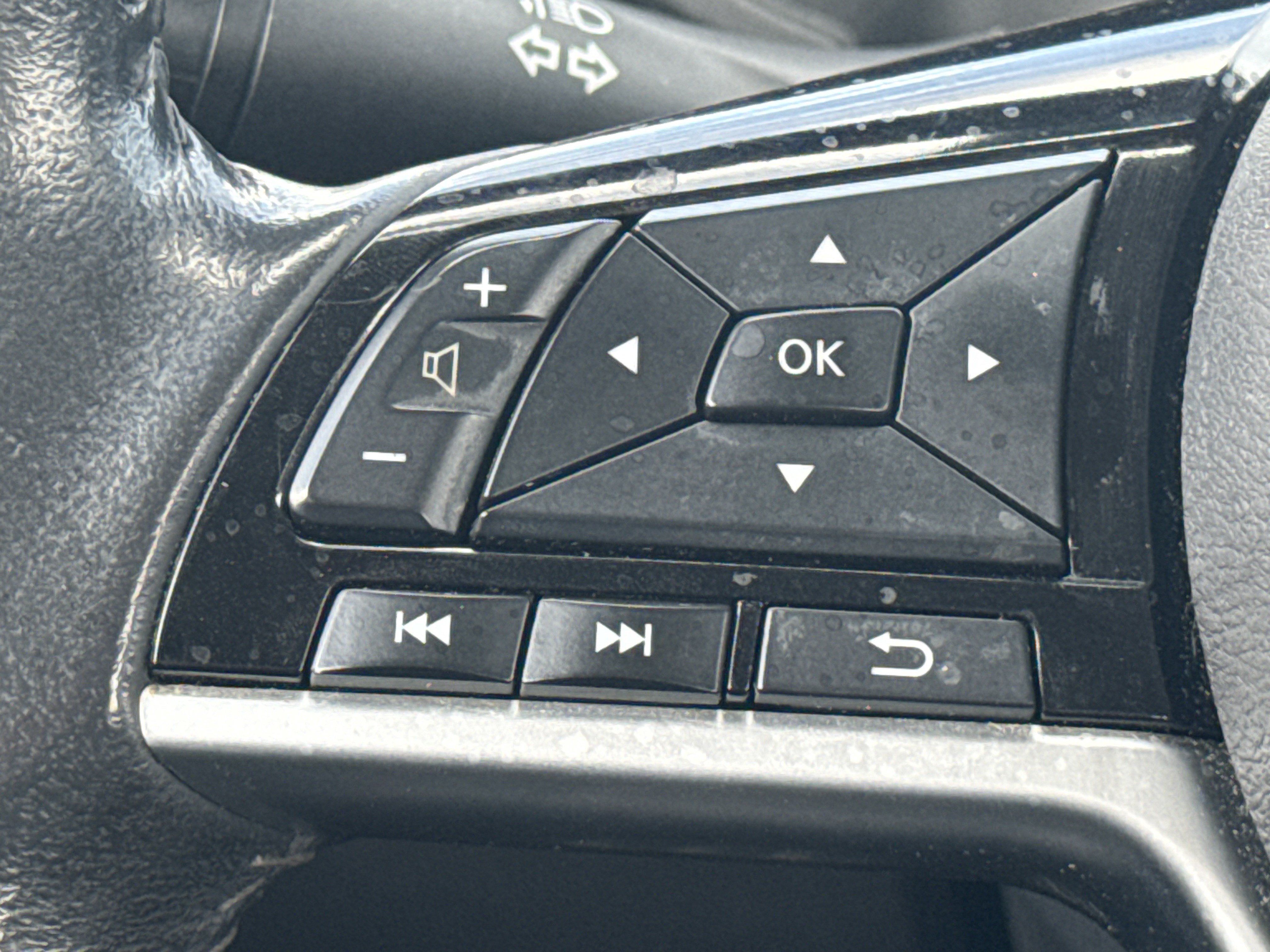 Used 2023 Nissan Altima 2.5 SL FWD image 19