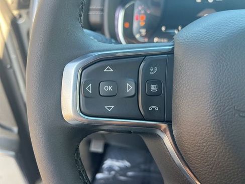 New 2026 RAM 2500 Laramie AWD/4WD image 10