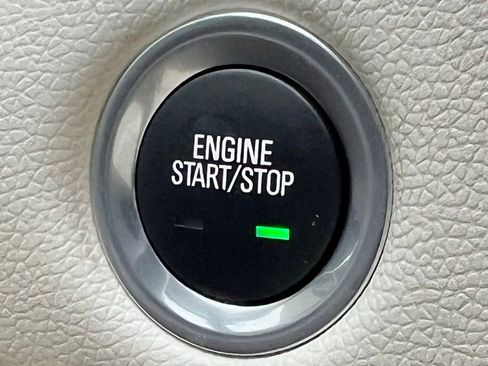 Used 2024 Chevrolet Malibu LT image 28