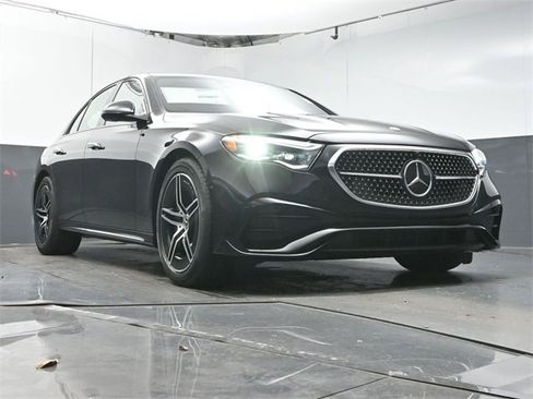 New 2026 Mercedes-Benz E 450 4MATIC Sedan image 33