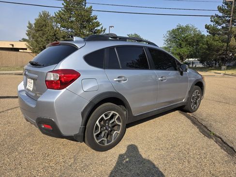 Used 2016 Subaru Crosstrek 2.0i Limited AWD/4WD image 8