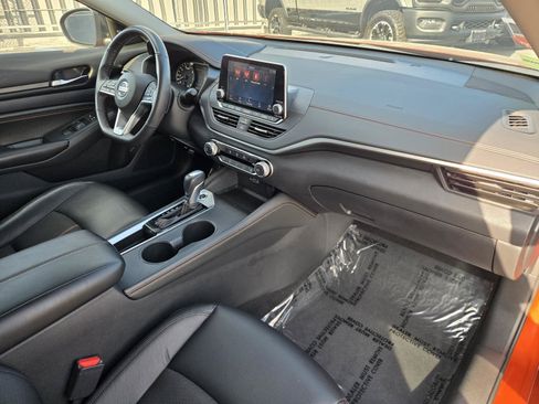Used 2022 Nissan Altima 2.5 SR FWD image 31