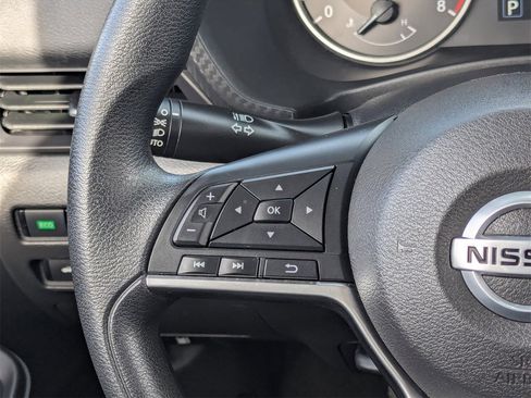 Used 2023 Nissan Sentra S image 24