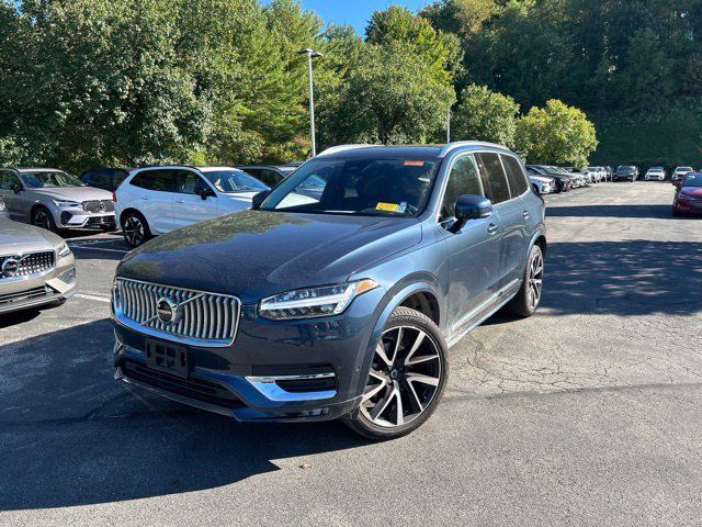 Used 2024 Volvo XC90 B6 Plus w/ Protection Package Premier AWD/4WD image 1