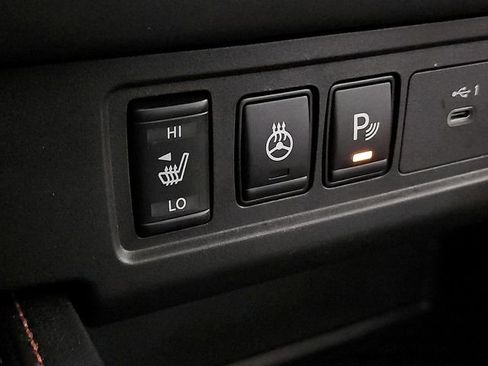 Used 2023 Nissan Frontier PRO-4X w/ Pro-4X Premium Package image 27