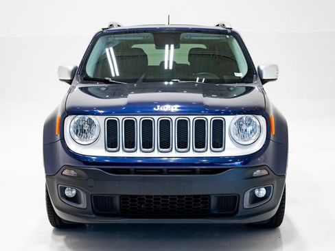 Used 2016 Jeep Renegade Limited FWD image 4