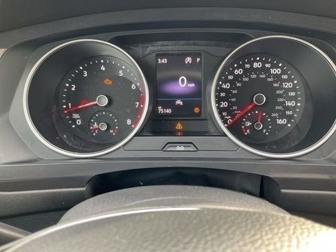 Used 2020 Volkswagen Tiguan SE AWD/4WD image 86