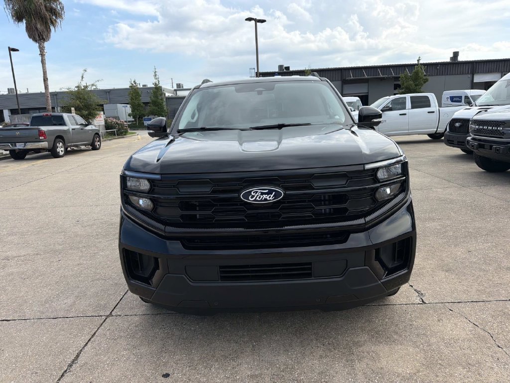 New 2027 Ford Expedition Active RWD image 2