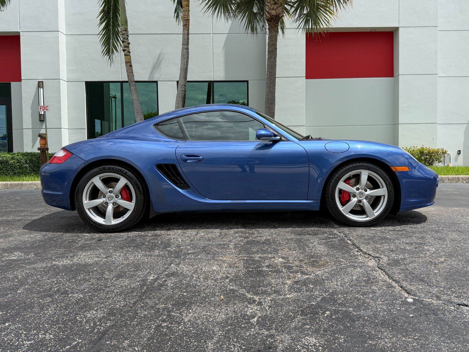 Used 2007 Porsche Cayman S RWD image 18