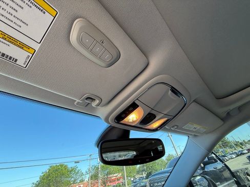 Used 2019 Jeep Cherokee Limited AWD/4WD image 22