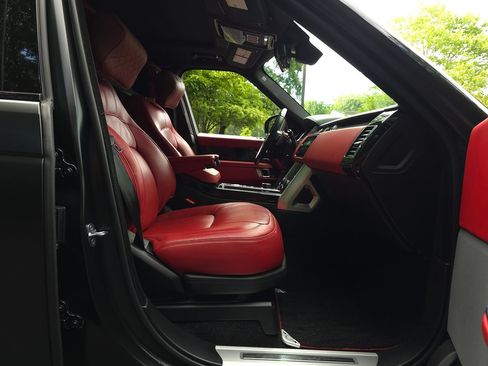 Used 2020 Land Rover Range Rover Long Wheelbase Autobiography AWD/4WD image 32