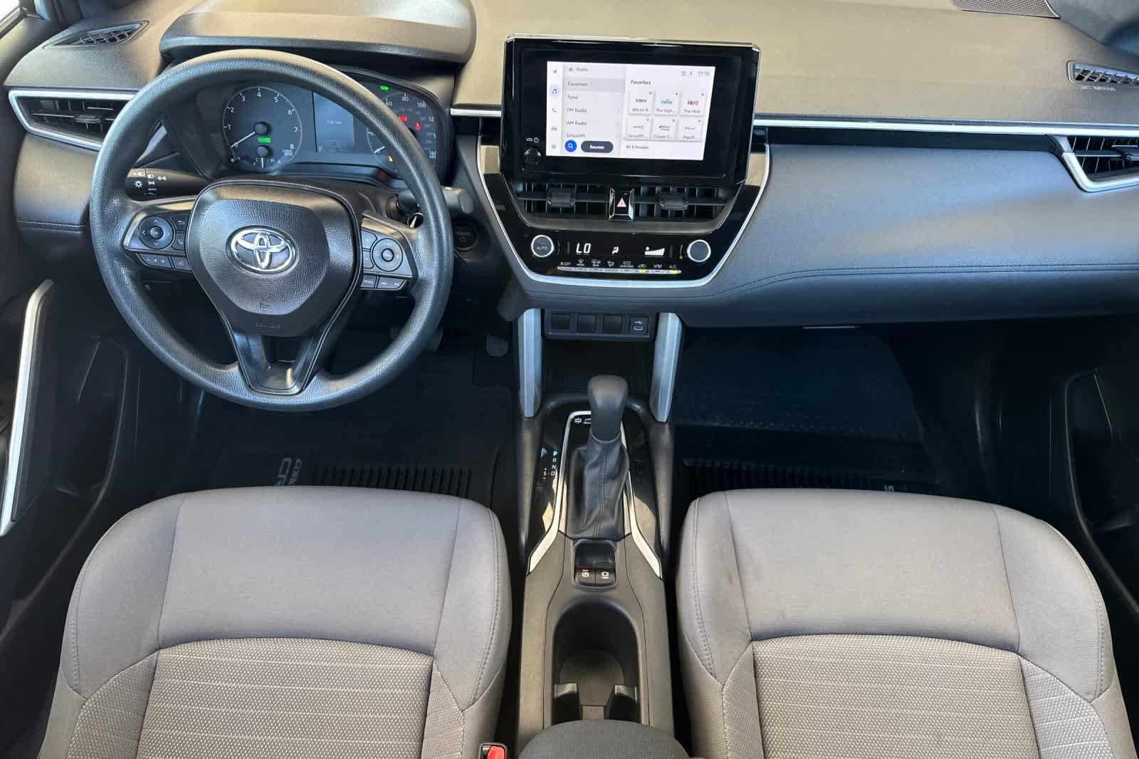 Certified 2024 Toyota Corolla Cross AWD Hybrid image 3