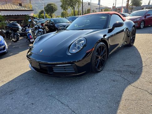 Used 2020 Porsche 911 Carrera image 2