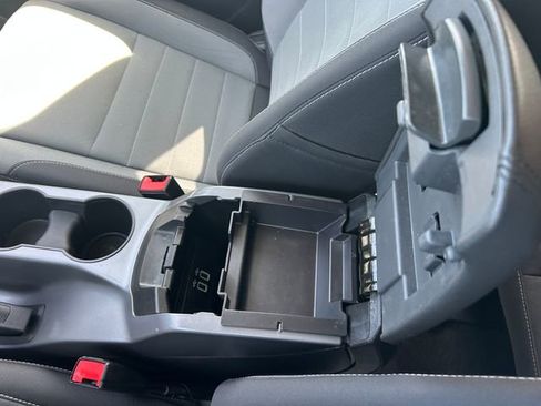 Used 2016 Ford Escape SE w/ Equipment Group 201A AWD/4WD image 20