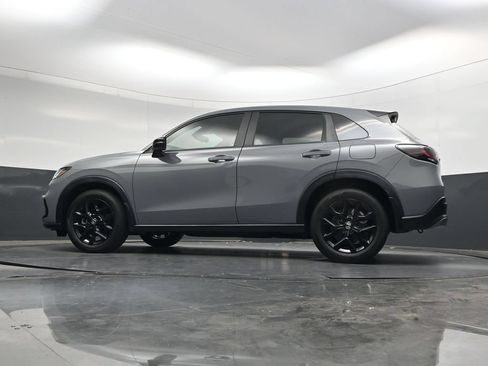 Certified 2025 Honda HR-V Sport image 39