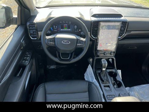 New 2025 Ford Ranger Lariat w/ FX4 Off-Road Package image 17