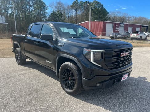 Used 2023 GMC Sierra 1500 Elevation w/ Preferred Package image 10